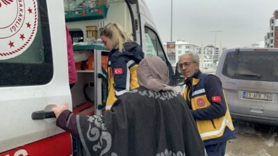Elazığ’da bir sitede meydana gelen doğal gaz zehirlenmesi paniğe neden