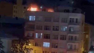 Elazığ’da 5 katlı bir apartmanın teras katında çıkan yangın, itfaiye