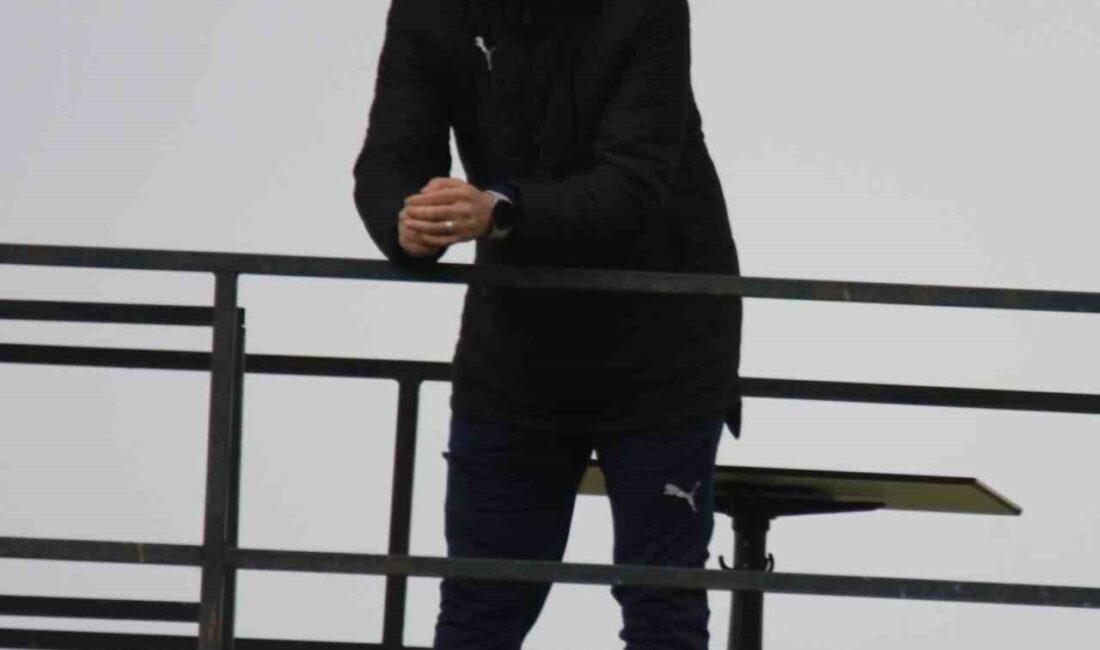 Bahis soruşturması kapsamında Elazığspor Teknik Direktörü Adem Çağlayan, 45 gün