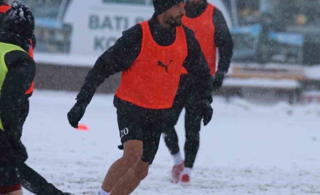 Elazığspor, MKE Ankaragücü maçı hazırlıklarına kulüp tesislerinde devam ediyor. TFF