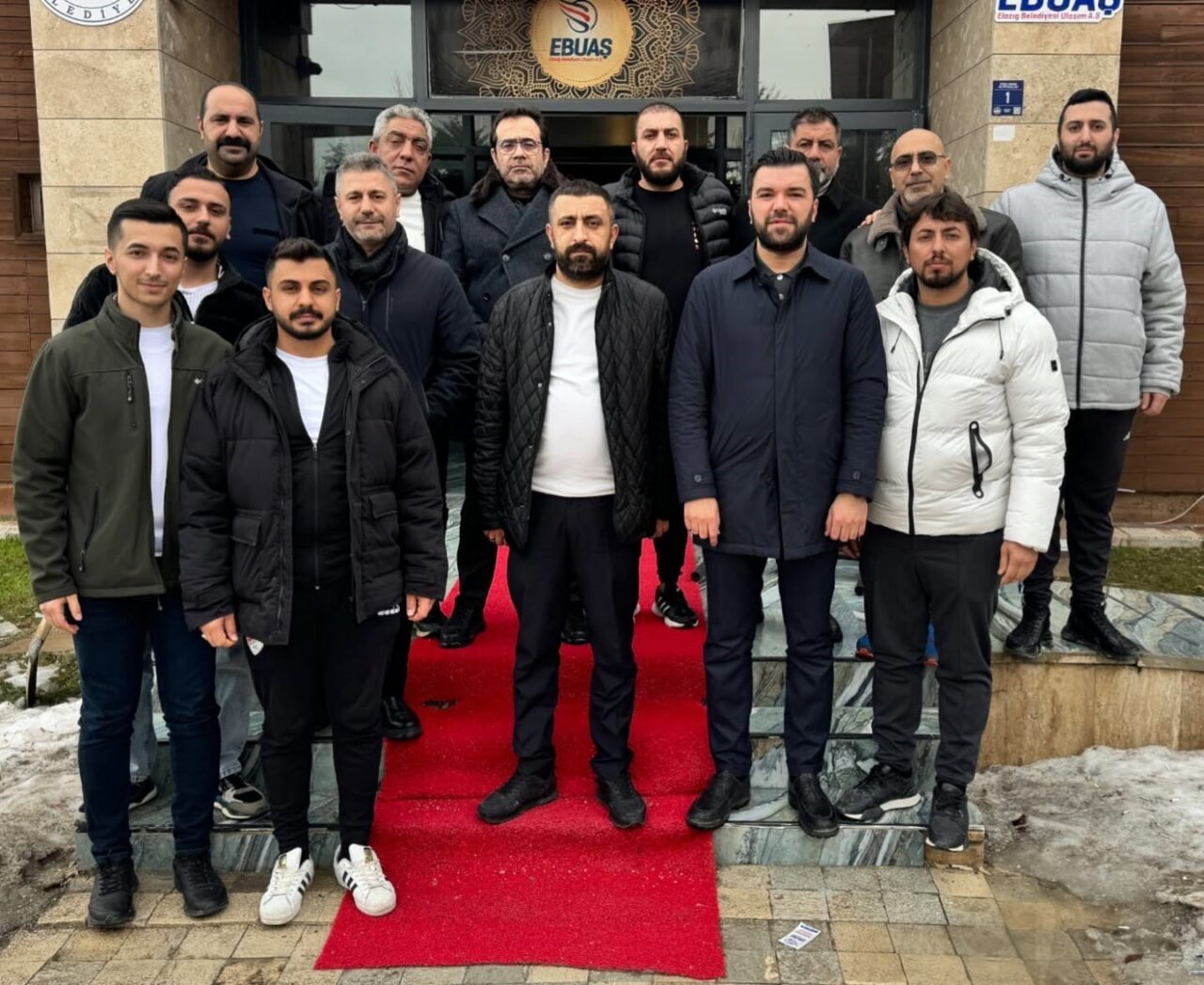 Elazığspor yönetim kurulu, taraftar grup liderleriyle bir araya geldi Elazığspor