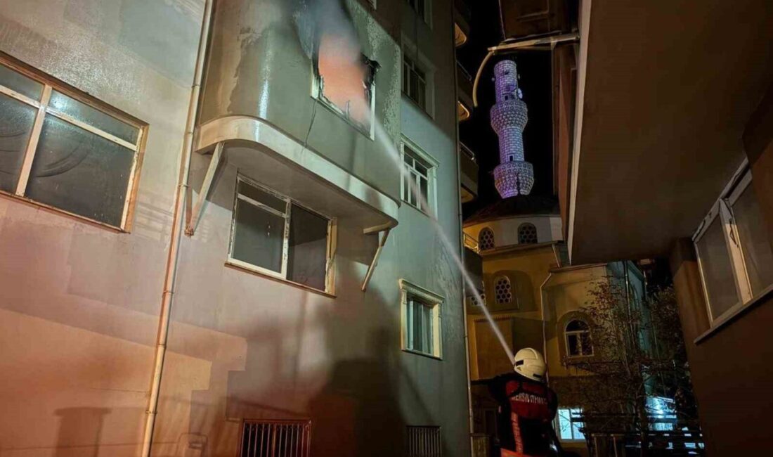 Mersin’in Bozyazı ilçesinde bir apartman dairesinde elektrikli sobadan çıkan yangın