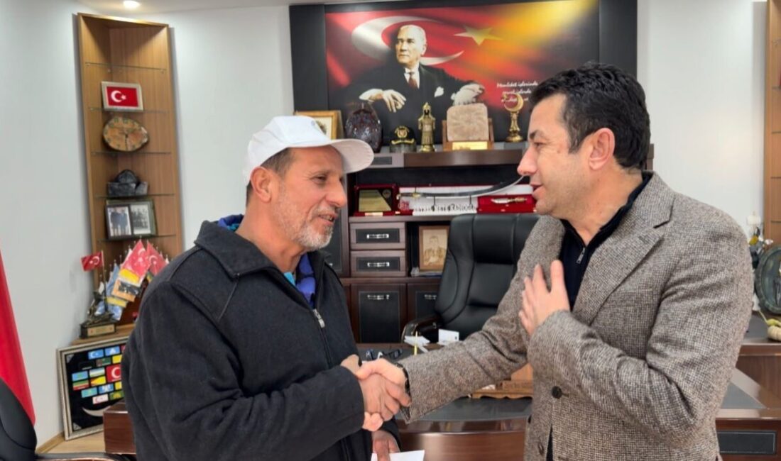 Osmaniye’nin Bahçe ilçesinde engelli bir vatandaşın, otomobil almak için biriktirdiği