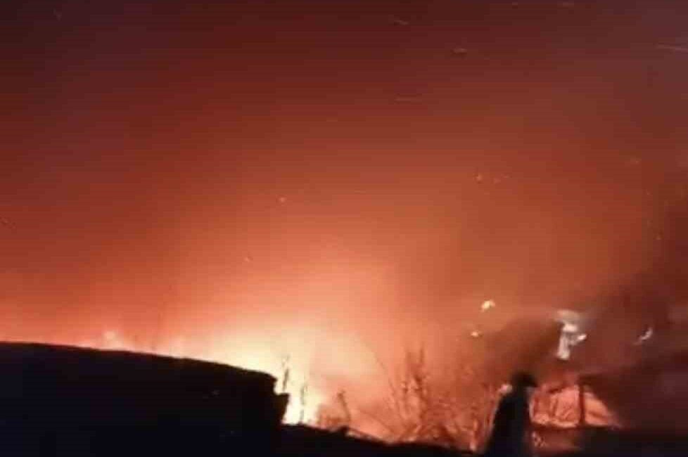 Tokat’ın Erbaa ilçesinde çıkan yangında müstakil bir ev kullanılamaz hale