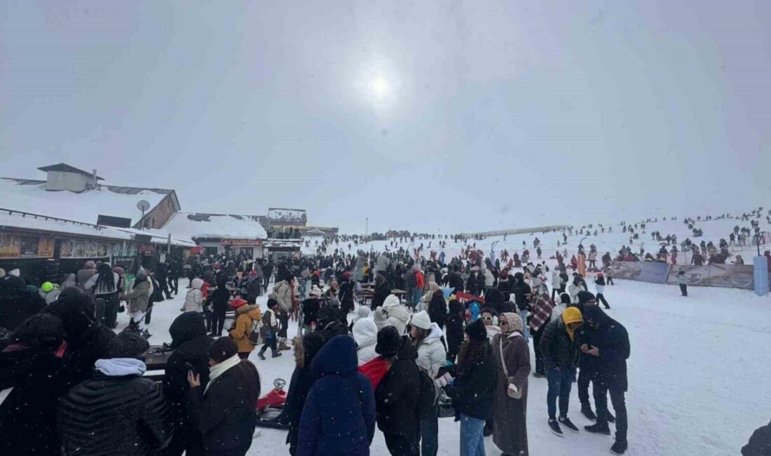 Erciyes Dağı’nda sömestirin ilk gününde yoğunluk oluştu. Türkiye’nin en önemli