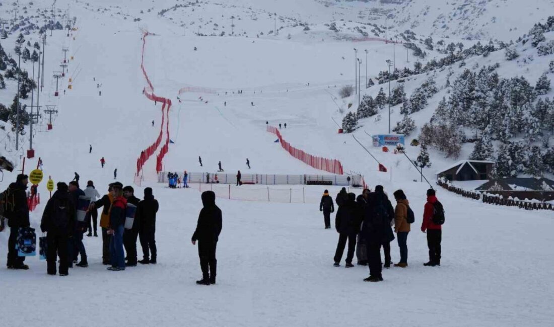 Türkiye’nin önemli kayak merkezlerinden birisi olan Erzincan’daki Ergan Kayak Merkezi,