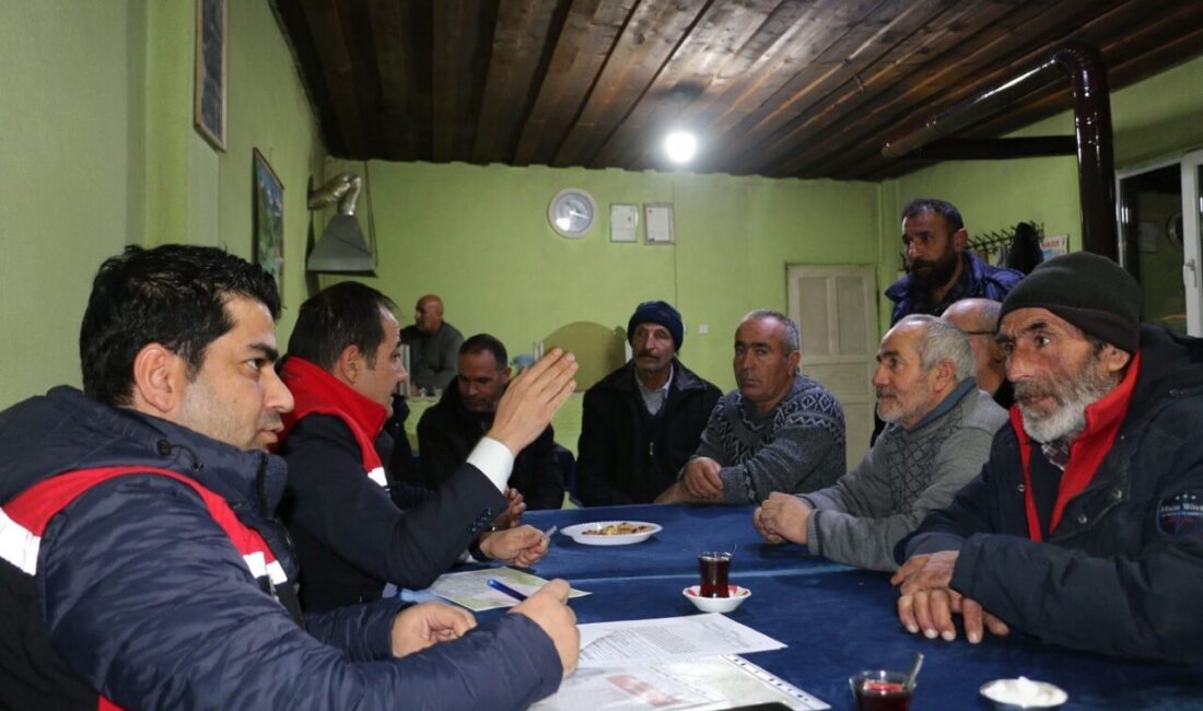 Erzincan Tarım ve Orman İl Müdürlüğü tarafından üreticilerin bilgilendirilmesi, talep