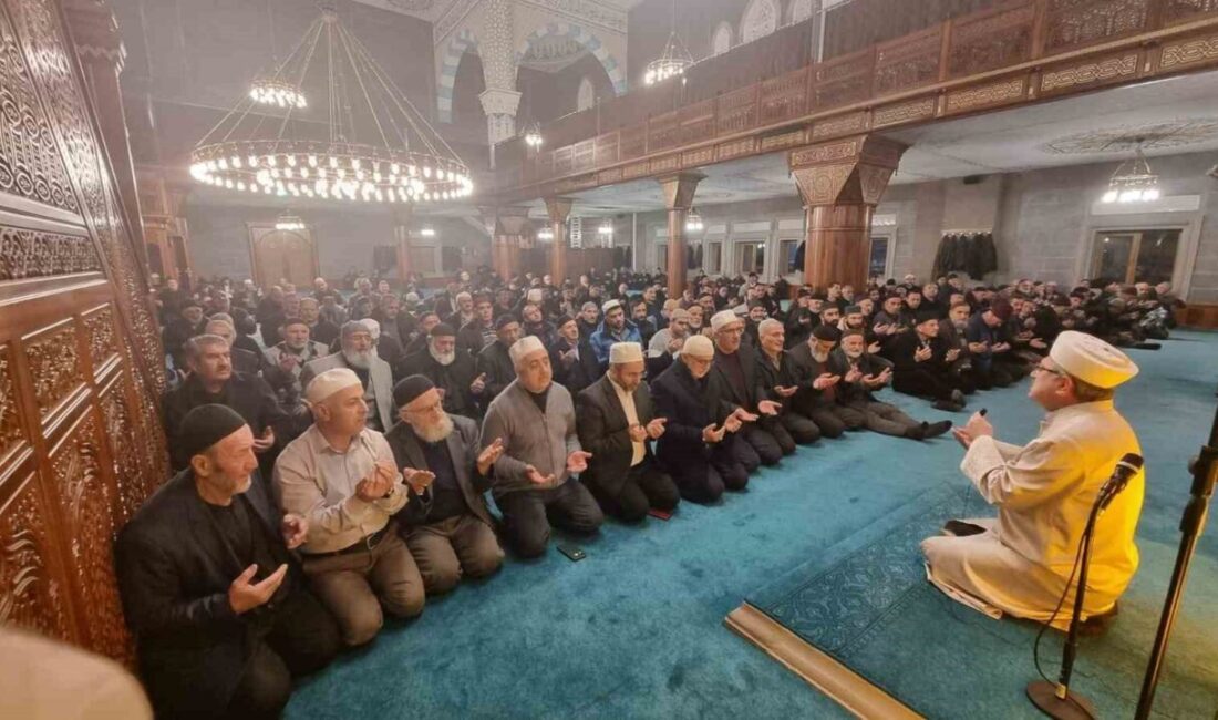 Erzurum’da devam eden 1001 Hatim programlarının üçüncüsü Müderris Ahmet Efendi