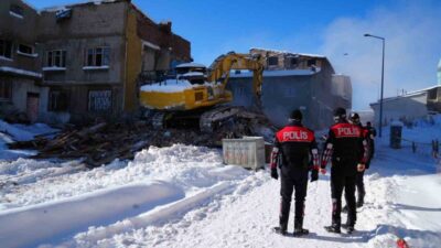 Erzurum kent merkezi ve ilçelerde bulunan metruk binalara yönelik çalışmalar