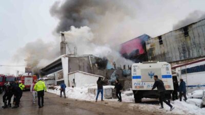 Erzurum’un Yakutiye ilçesi Kurtuluş Mahallesi Keresteciler Sitesi’nde bulunan ve mobilya