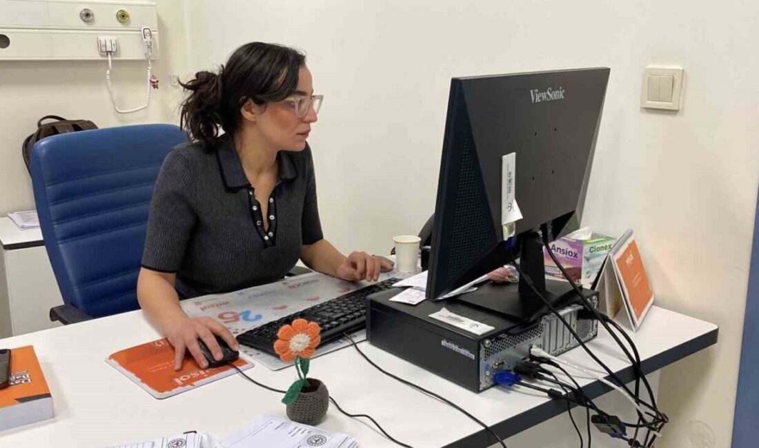 Eskişehir Şehir Hastanesi’nde yeni açılan Davranışsal Bağımlılıklar Polikliniği’nde görevli Psikiyatri