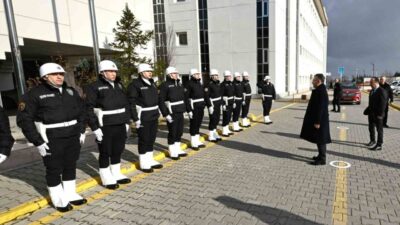Eskişehir Valisi Hüseyin Aksoy, Eskişehir Emniyet Müdürlüğünü ziyaret ederek İl