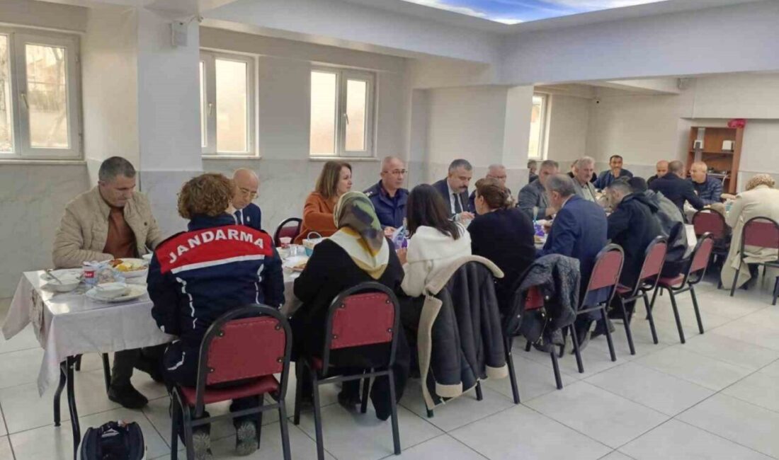 “Bedel Ödeyenlerin Gönül Köprüsü Projesi” kapsamında Eskişehir’e gelen şehit yakınları