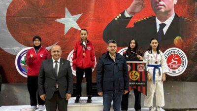 Sakarya’nın Hendek ilçesinde düzenlenen İller Arası Şehit Gaffar Okkan Karate