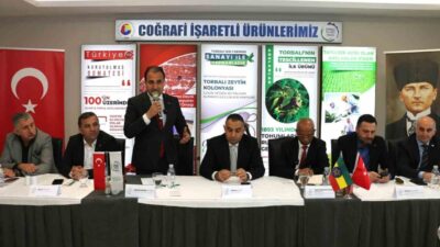 Etiyopya Büyükelçisi Adem Mohammed Mahmud ve heyeti, Torbalı’daki gıda imalatçısı