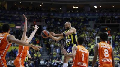 Fenerbahçe Beko, Euroleague 22. hafta maçında sahasında İspanyol ekibi Valencia