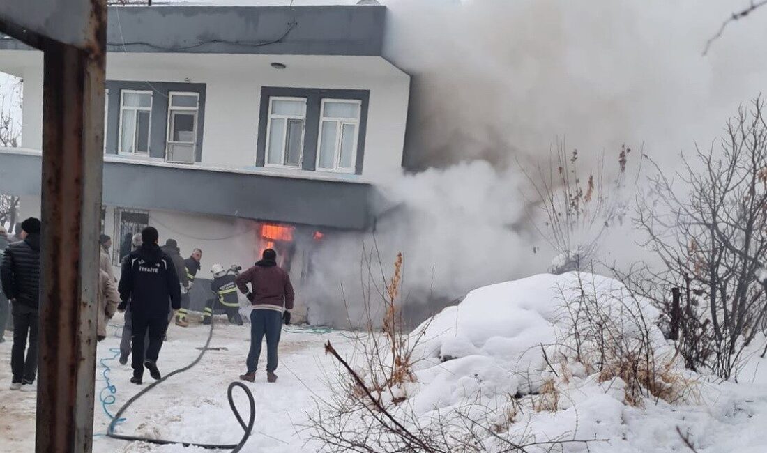 Adıyaman’da bir evde çıkan yangın korkuya neden oldu. Edinilen bilgilere