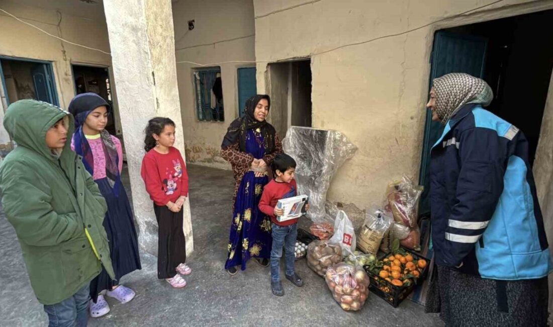 Eyyübiye Belediye Başkanı Mehmet Kuş’un, ziyaret ettiği yetim ve engelli