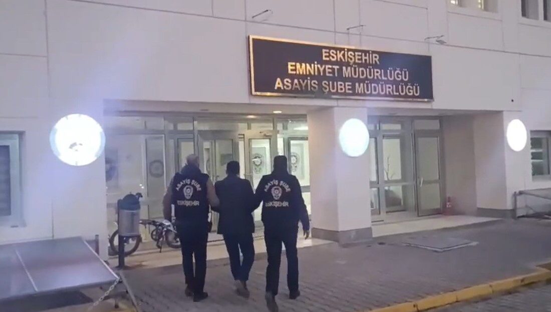 Eskişehir’de farklı suçlardan kesinleşmiş hapis cezası bulunan 3 şahıs, polis
