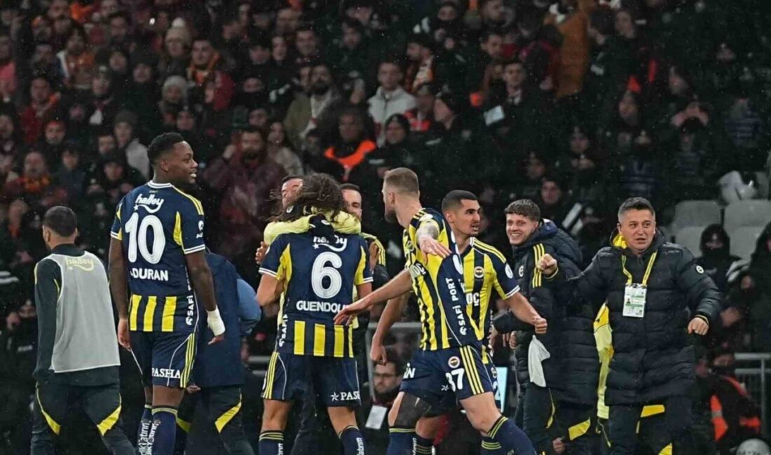 Fenerbahçe, Turkcell Süper Kupa finalinde Galatasaray’ı 2-0 mağlup ederek bu