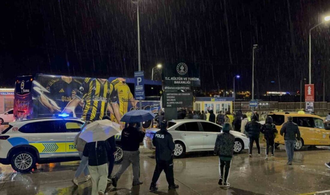 Trendyol Süper Lig’de Corendon Alanyaspor ile deplasmanda karşılaşacak Fenerbahçe, Alanya’da