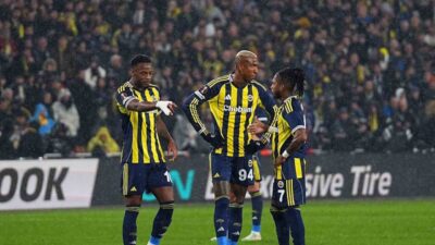 UEFA Avrupa Ligi’nde sahasında Aston Villa’ya 1-0 kaybeden Fenerbahçe, 2.