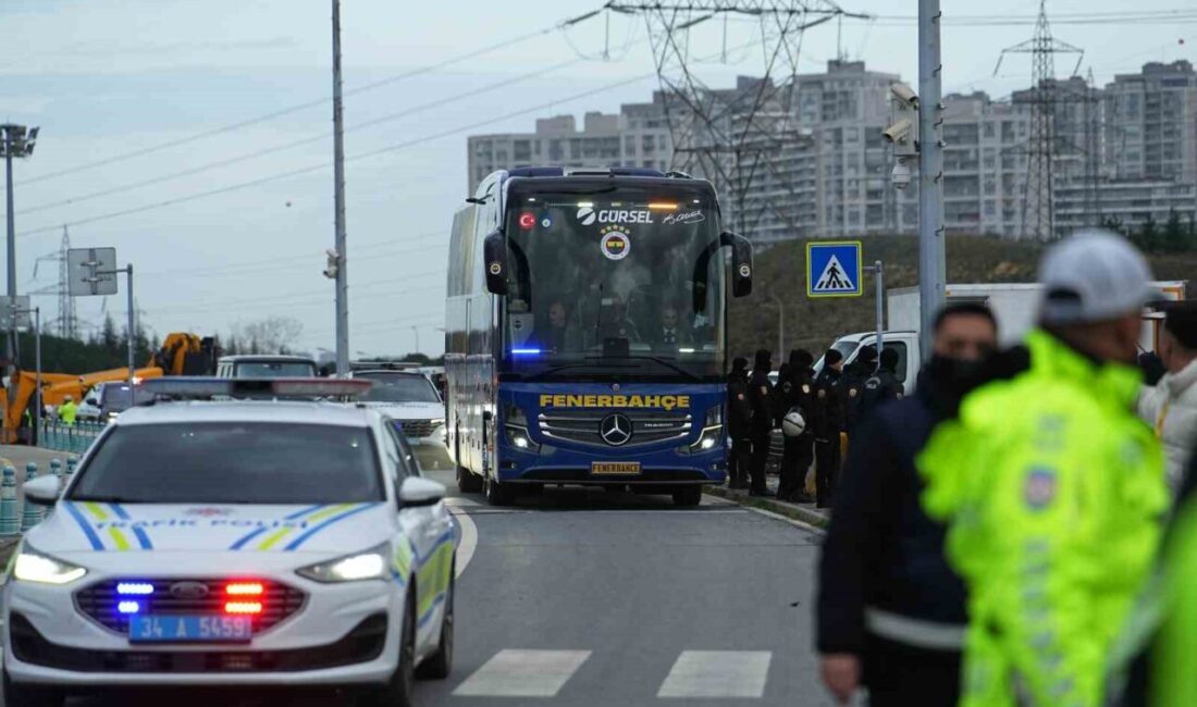 Fenerbahçe takım otobüsü, Turkcell Süper Kupa finali için müsabakanın oynanacağı