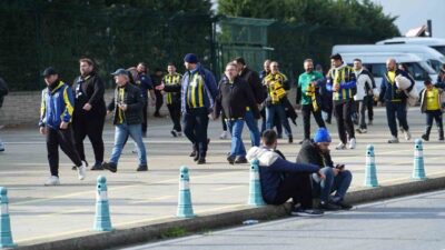 Fenerbahçeli taraftarlar, Galatasaray ile oynanacak Turkcell Süper Kupa final maçı