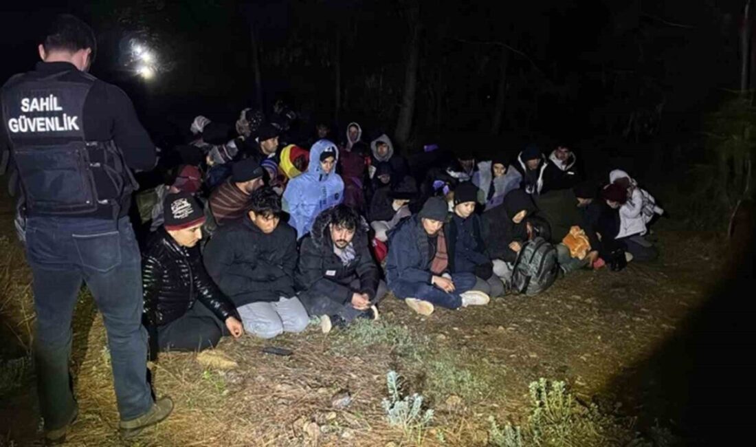 Muğla’nın Fethiye ilçesinde karada bekleyen 24’ü çocuk toplam 58 düzensiz