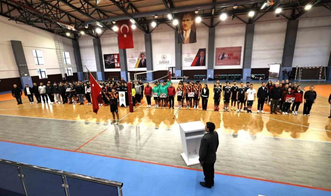 Gençlik ve Spor Bakanlığı tarafından düzenlenen Okul Sporları Voleybol Gençler