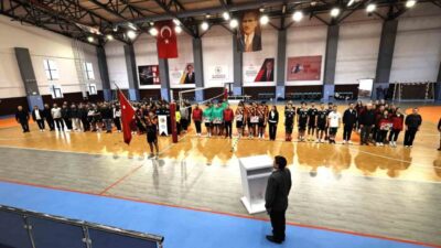 Gençlik ve Spor Bakanlığı tarafından düzenlenen Okul Sporları Voleybol Gençler