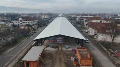 Düzce Belediyesi tarafından Aziziye Mahallesinde 3 bin 800 metrekarelik alanda