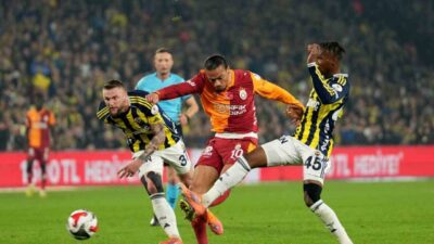 Galatasaray ile Fenerbahçe arasında oynanan son 10 derbide sarı-kırmızılılar 5,