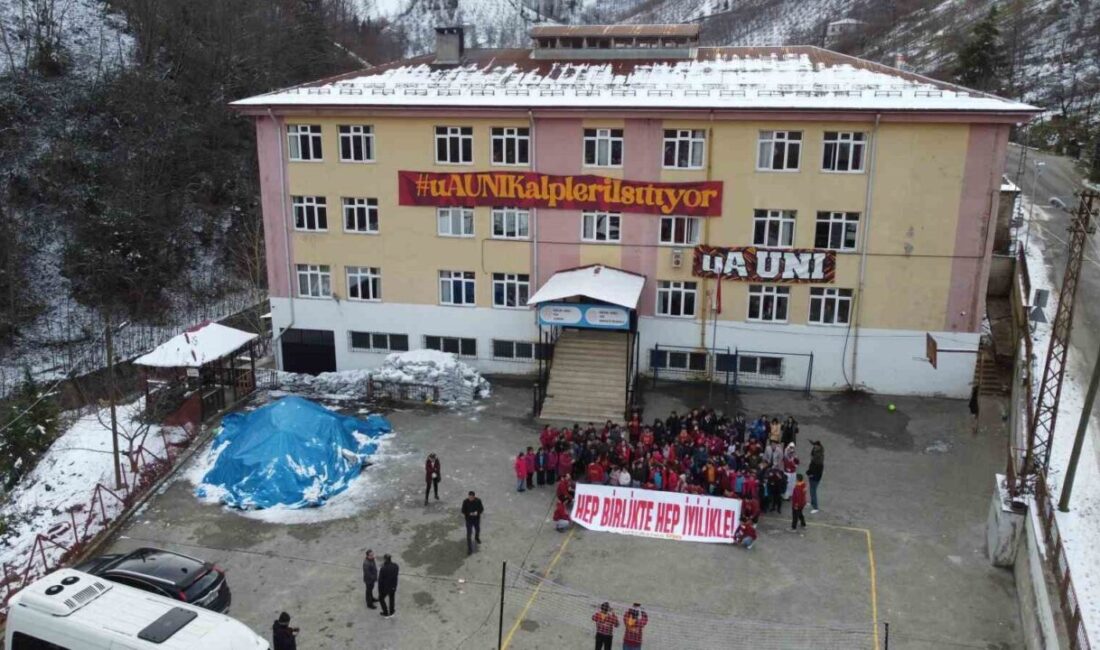 Galatasaray taraftar oluşumu ultrAslan’a bağlı ultrAslan UNI Giresun İl Temsilciliği,