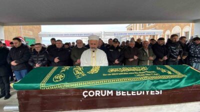 Gazeteci Cüneyt Özdemir’in hayatını kaybeden annesi Hamiyet Özdemir, memleketi Çorum’da