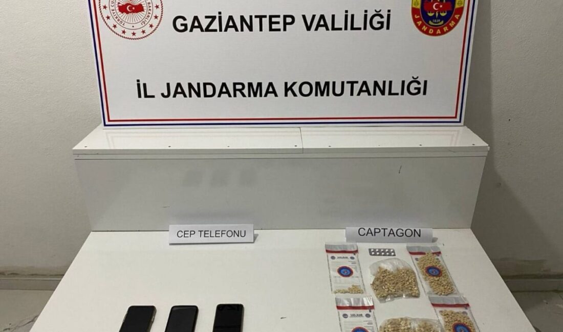 Gaziantep’te jandarma ekiplerinin çalışmaları sonucu 5 bin adet uyuşturucu hap
