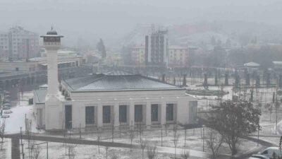Gaziantep’te beklenen yoğun kar yağışı etkisini göstermeye başladı, kentin pek