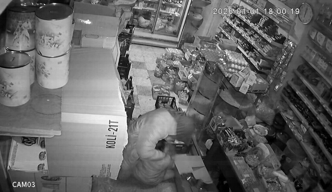 Gaziantep’te bir şahıs, boğazına bıçak dayadığı 12 yaşındaki bir çocuğu