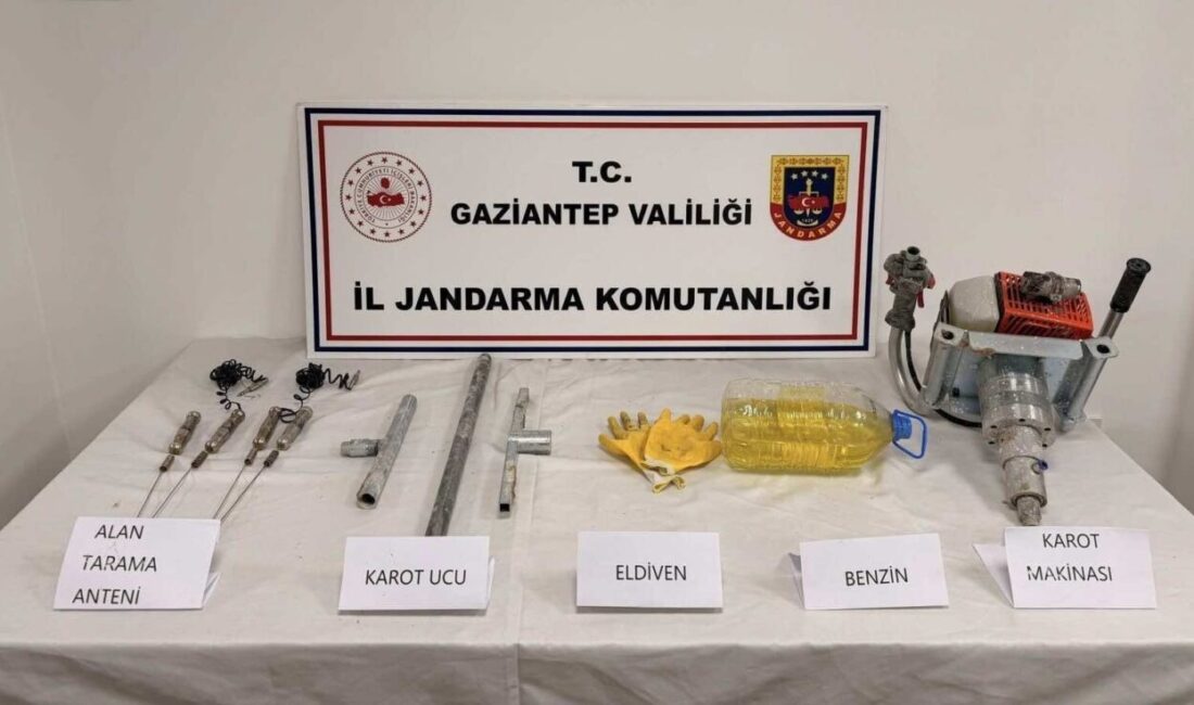 Gaziantep’te define bulmak amacıyla kaçak kazı yapan 5 şüpheli kullandıkları