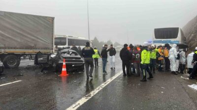 Gaziantep’te yoğun sis ve etkili olan sağanak nedeniyle 10 aracın