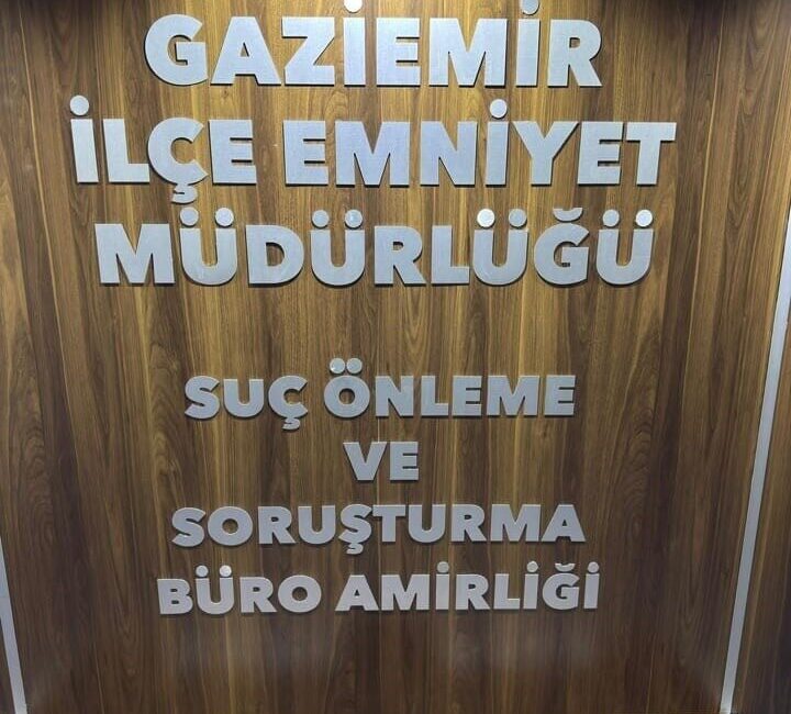 İzmir’in Gaziemir ilçesinde polis ekipleri tarafından uyuşturucu ticareti yapan şahıslara
