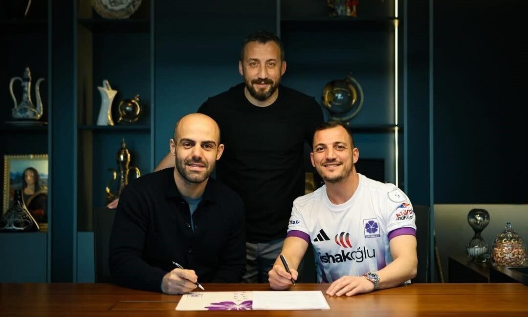 TFF 2. Lig ekiplerinden Güzide Gebzespor, 31 yaşındaki futbolcu Emircan