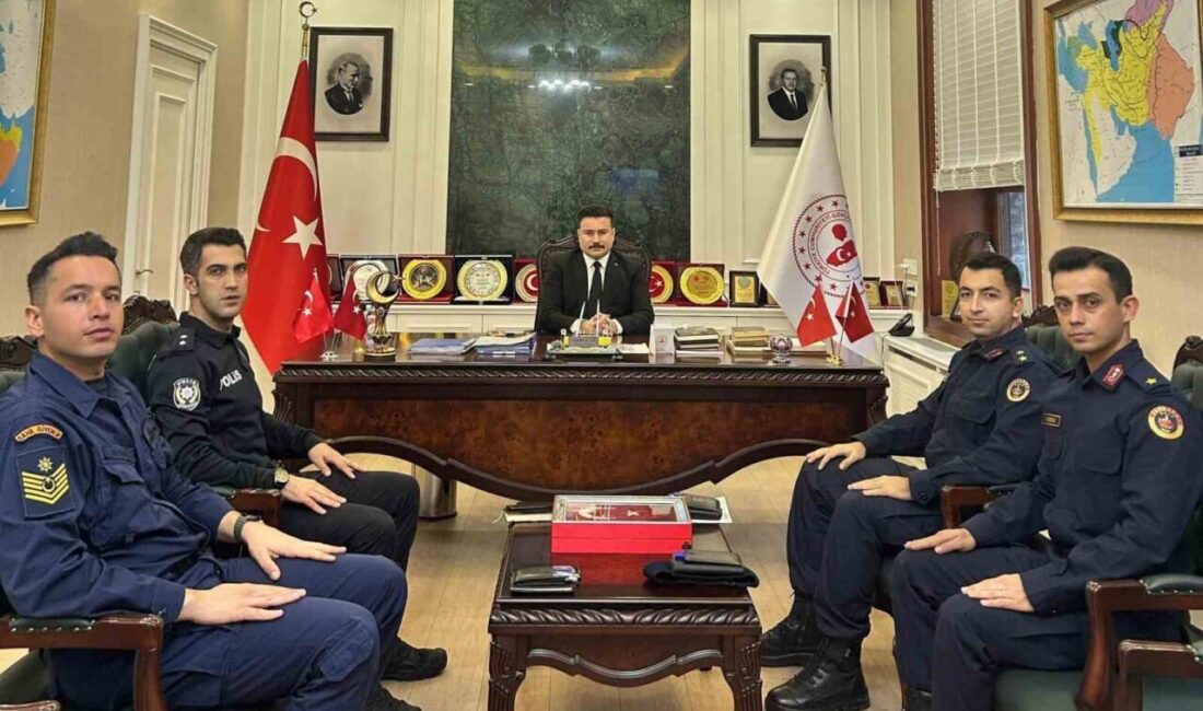 Çanakkale’nin Gökçeada ilçesinde gerçekleştirlen İlçe Güvenlik ve Asayiş Toplantısında yürütülen