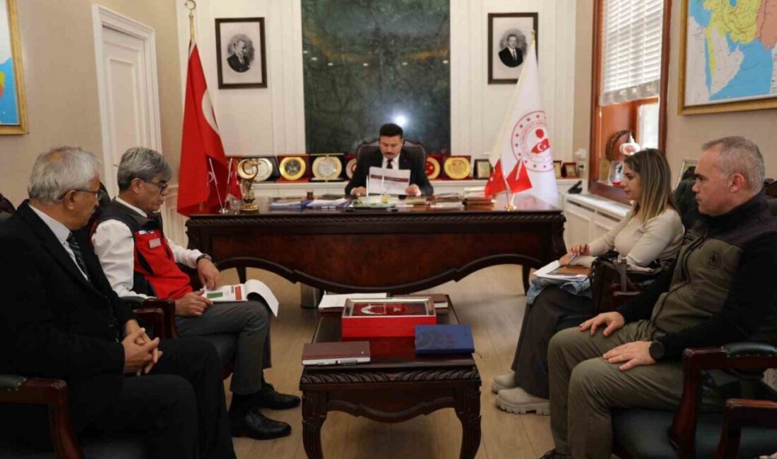 Gökçeada Kaymakamı Osman Acar başkanlığında İlçe Tarım ve Hayvancılık Değerlendirme