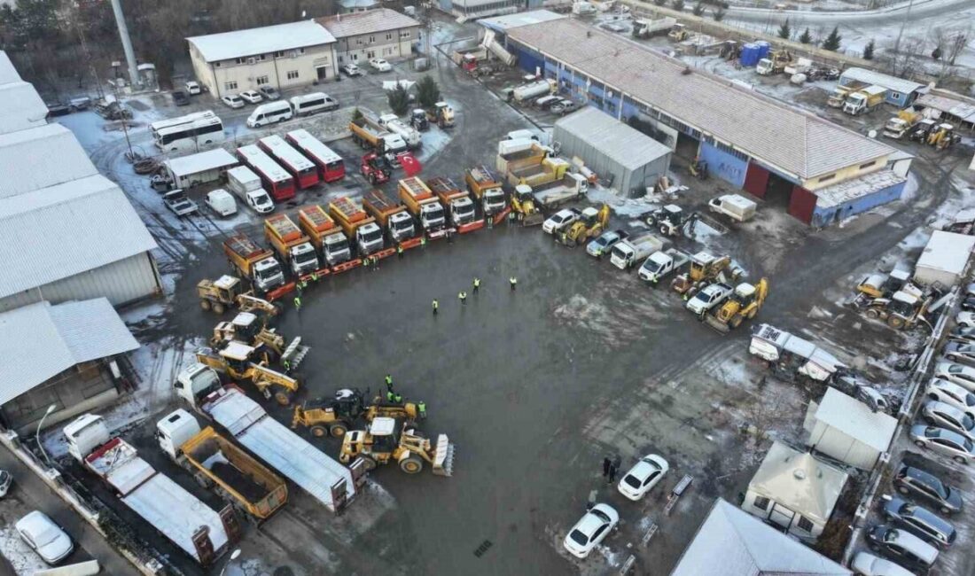Gölbaşı Belediyesi Fen İşleri Müdürlüğü’ne bağlı ekipler beklenen kış aylarının