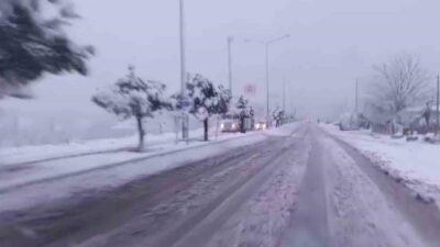 Adıyaman’ın Gölbaşı ilçesinde gece saatlerinde başlayan yoğun kar yağışı, sabah