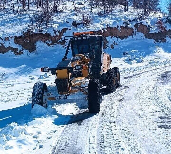 Adıyaman’ın Gölbaşı ilçesinde etkili olan kar yağışının ardından, vatandaşların mağduriyet