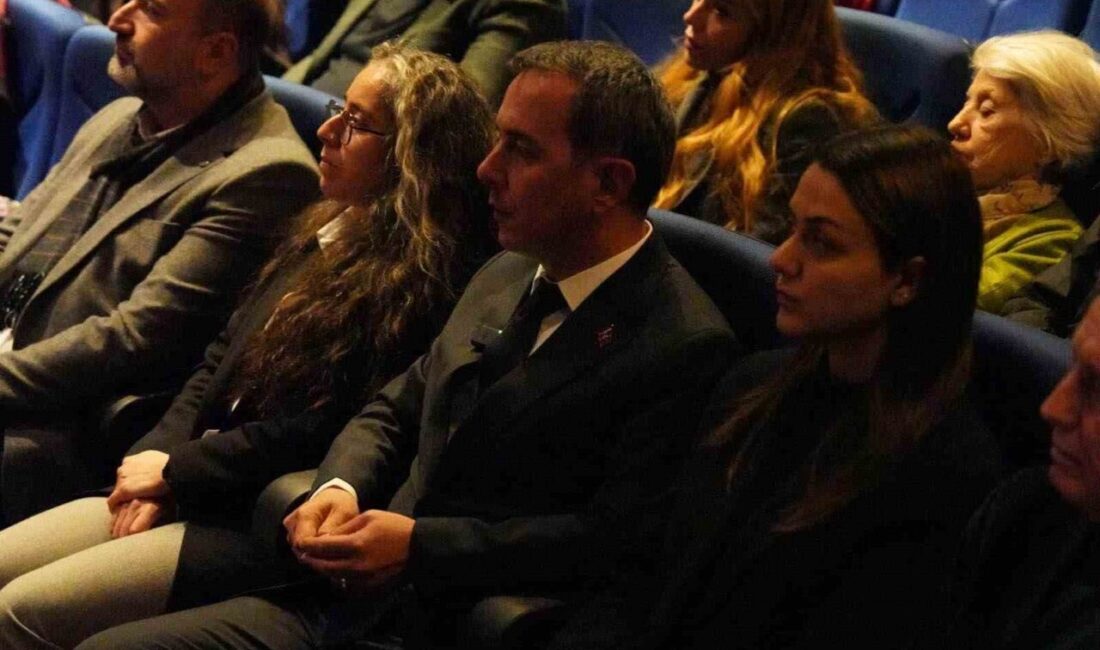 Dünya Braille Günü kapsamında Beyoğlu’nda gerçekleştirilen etkinlikte, Eskişehirli görme engelli