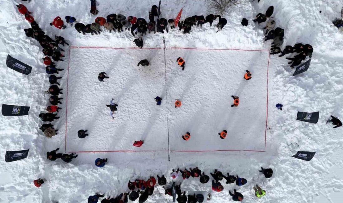 Gümüşhane merkeze bağlı Yenice Köyü, 33 yıldır süregelen geleneksel kar