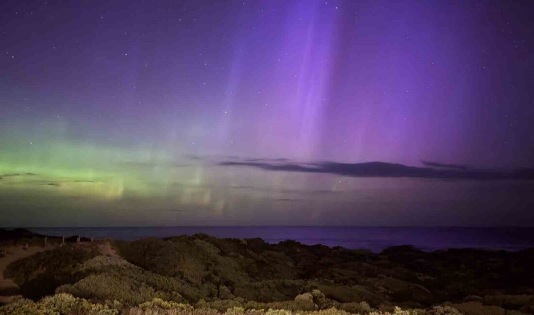 Bugün yaşanan güneş patlaması sonucu ortaya çıkan Aurora ışıkları Avustralya’dan